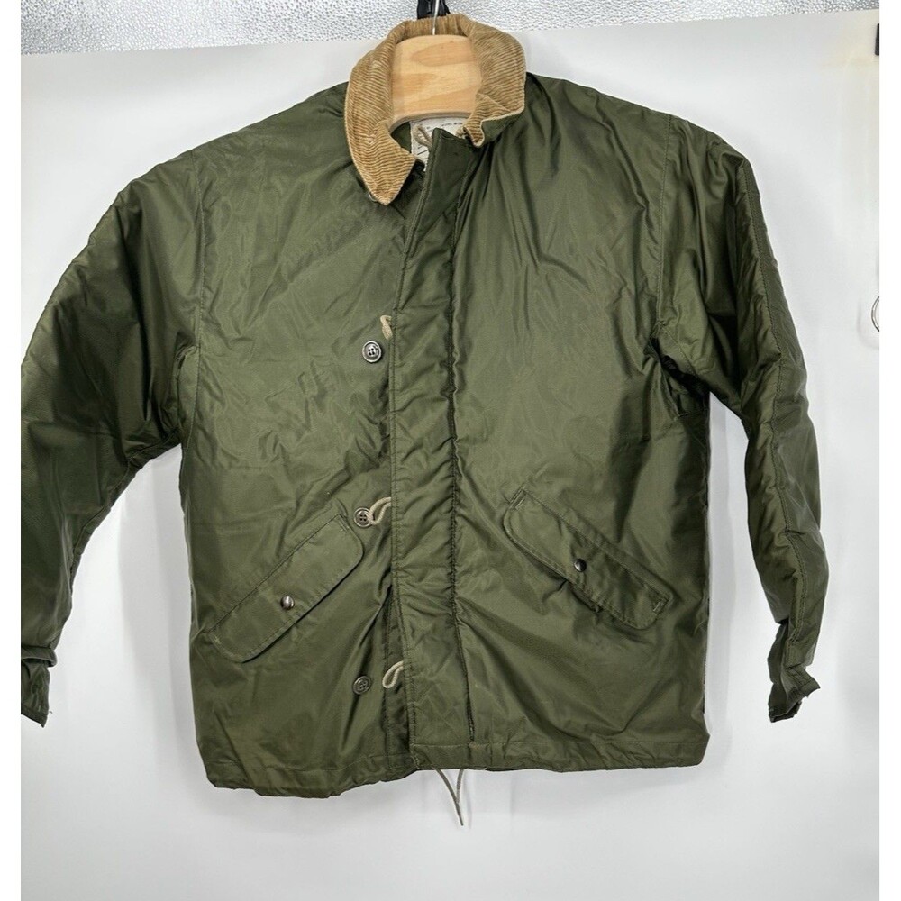 Vtg US NAVY A-1 Extreme Cold Weather Jacket Impermeable Flight Deck GREEN M